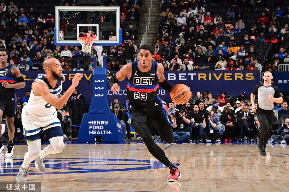 赛中保持了 赛中保持了