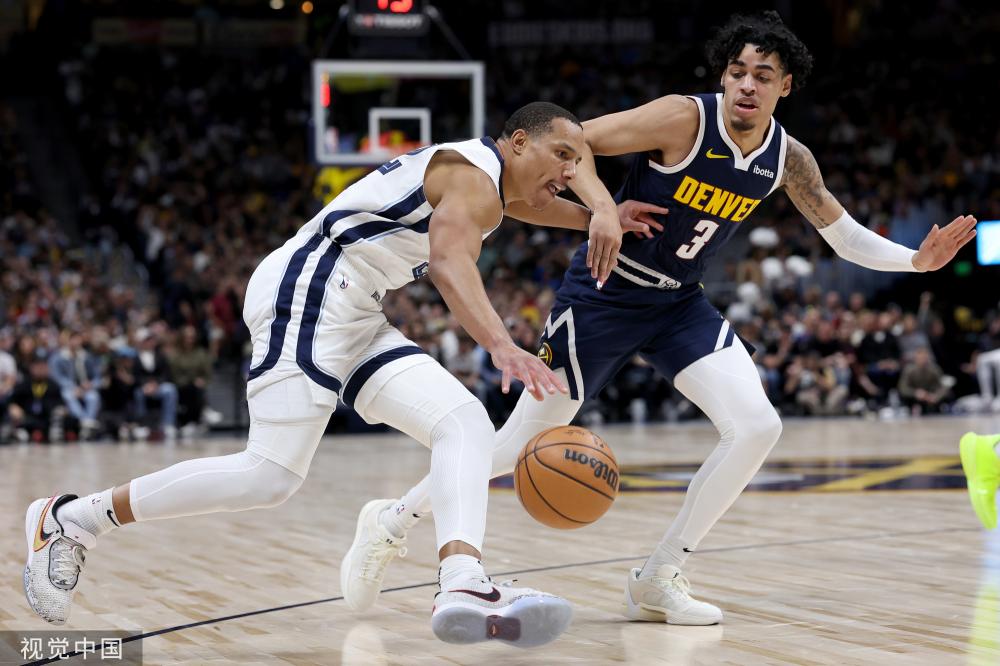 鲁卡斯头球 鲁卡斯头球